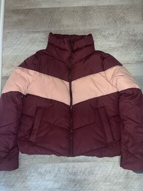 Abercrombie & Fitch Maroon and Blush Chevron Puffer Jacket